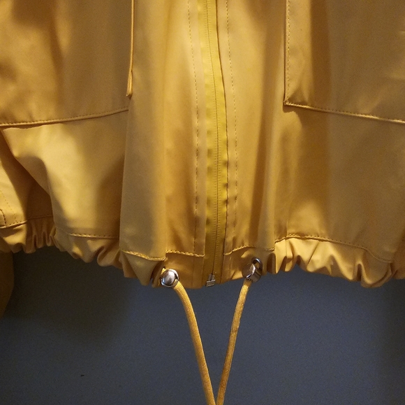 Black Label C’est Toi Yellow Jacket Women’s Size Large 100% Elastane - Picture 4 of 7